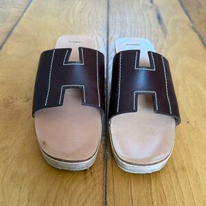 HERMES Vintage Sandals size 40